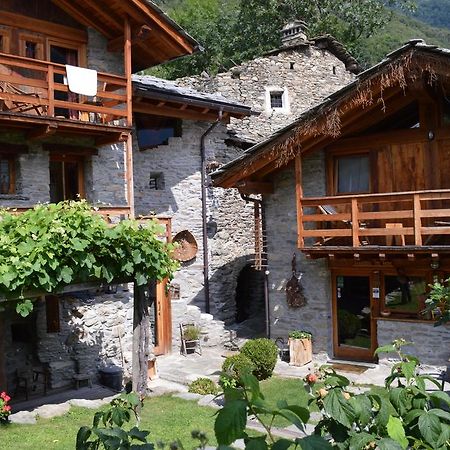 Maison De Noe Arnad Exterior foto